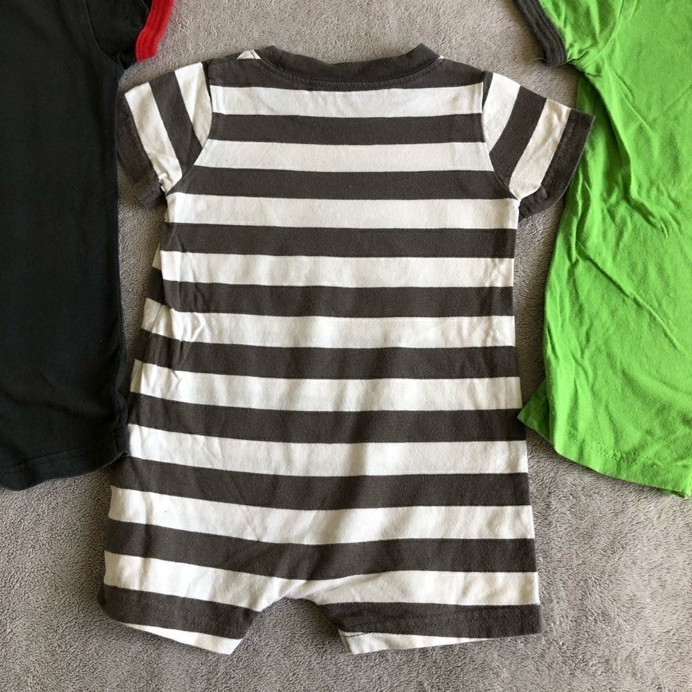 Carter’s Short Sleeve Rompers(lot of 3) - Picture 9 of 13